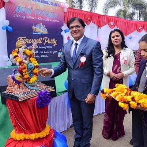 Sanjeev - CurioBuddy Sanjeev Agarwal, prinicipal, BNG International School, Meerut, U.P., India is CurioBuddy ambassador.