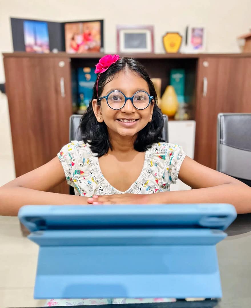 IMG_4559-scaled-e1706857932528 - CurioBuddy Miss Kanira Gupta, Worlds Youngest Chief Editor of magazines The KK Times and The Qurious Atom